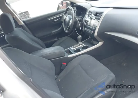 2015 Nissan Altima 2.5 S из США, поврежденный, VIN 1N4AL3AP3FC136399